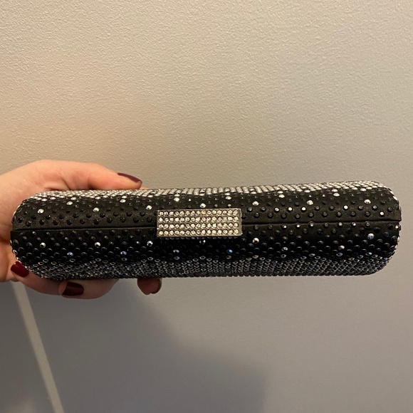 Like New Beautiful Evening Clutch - Picture 4 of 6